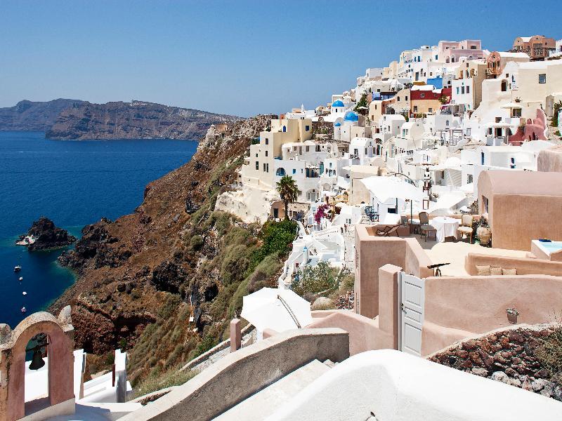 Armeni Luxury Oia